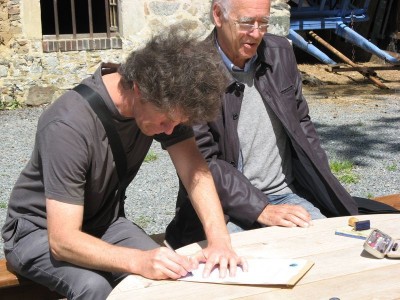 Signature de la convention par François Dudouit en présence de Jean Collette administrateur du GONm.