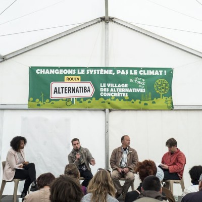 Les participants à la table ronde &quot;Quelle agriculture pour demain?&quot;