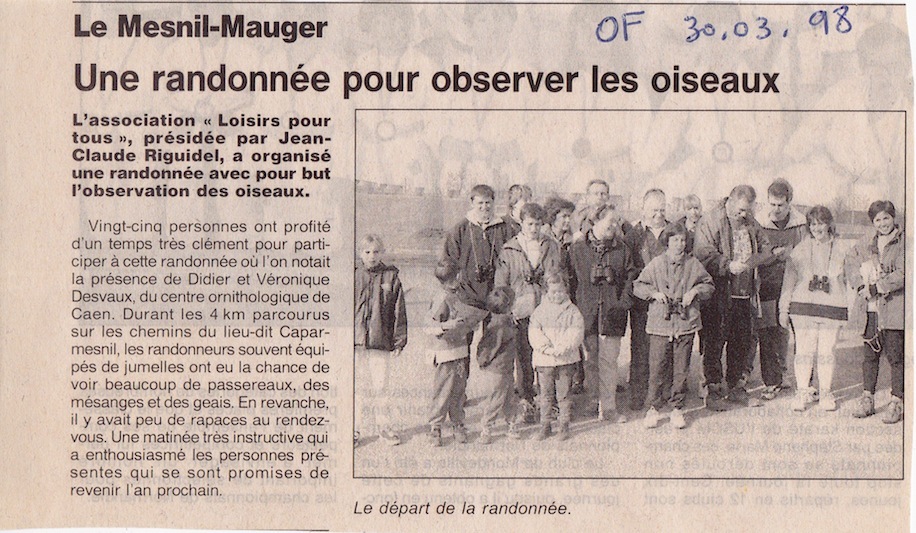 Ouest-France, 30 mars 1998. Le Mesnil-Mauger. Véronique est la première à droite sur la photo, Didier le 4e à partir de la droite.