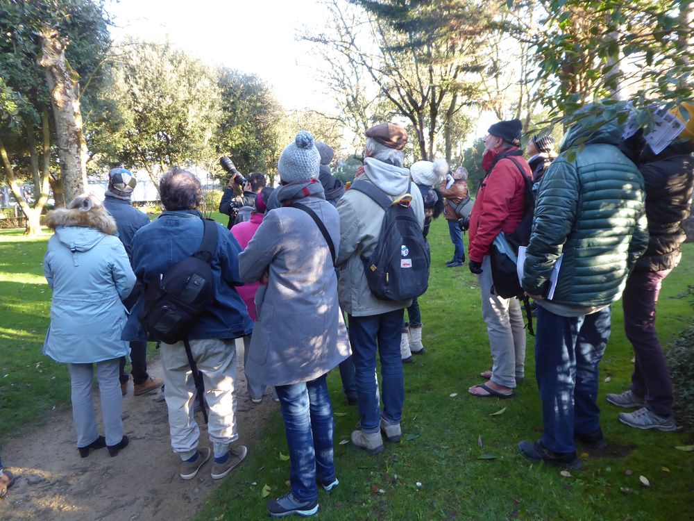 Les participants qui ne portent pas de tongues ne sont pas Jacques Alamargot. Photo : Joëlle Berthou