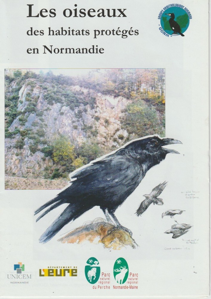 Plaquette recto plié. L'aquarelle du grand corbeau réalisée par Céline Lecocq s'imposait vu le statut de cette espèce en Normandie