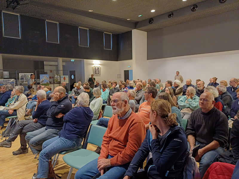 une partie de l'auditoire - photo Claire Debout