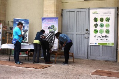 Les affiches &quot;Rapaces&quot; retiennent souvent l'attention.